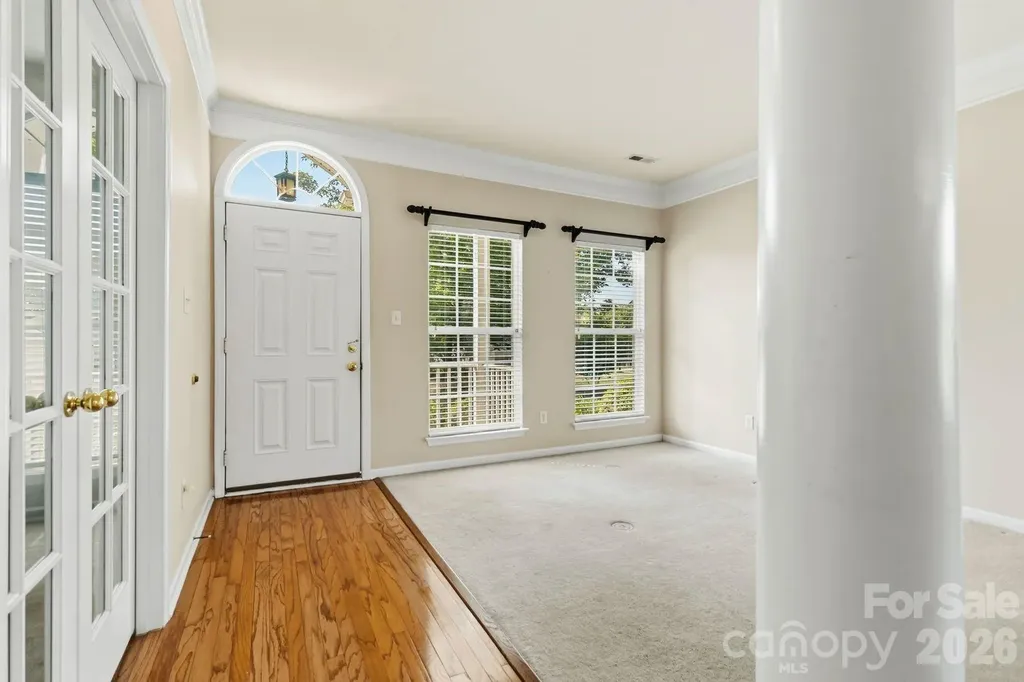 2017 Legend Creek Lane Charlotte NC 28227