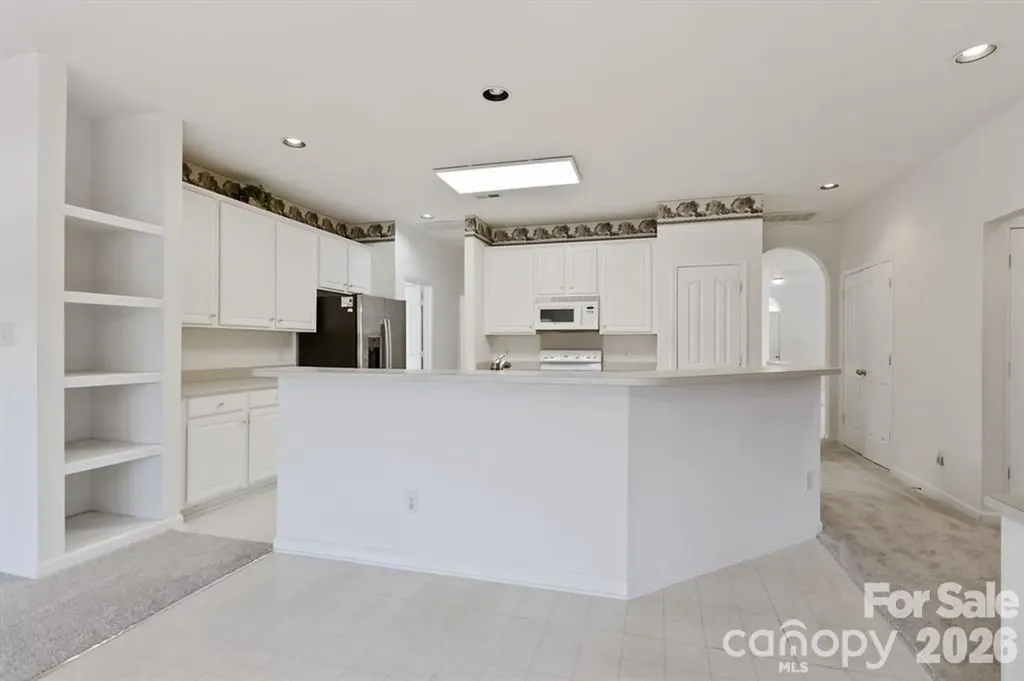 2017 Legend Creek Lane Charlotte NC 28227