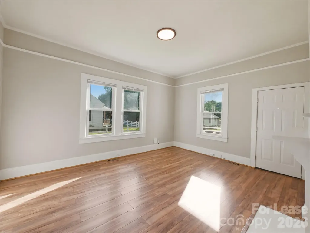 303 York Avenue Kannapolis NC 28083