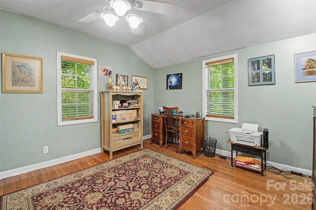 76 Winsome Trail Hendersonville NC 28739