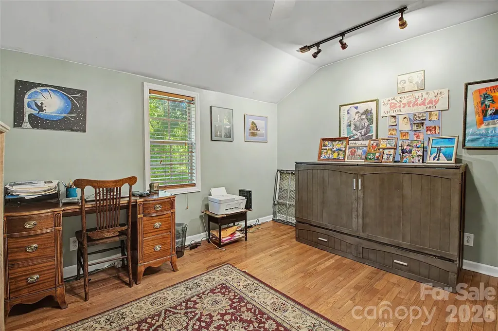 76 Winsome Trail Hendersonville NC 28739