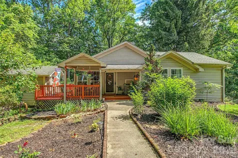 76 Winsome Trail Hendersonville NC 28739