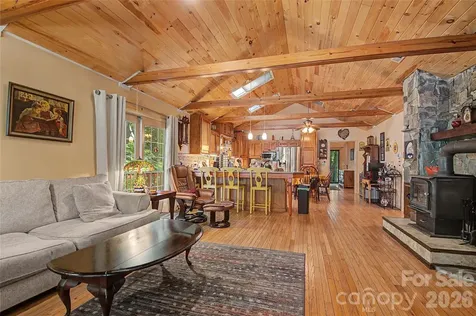 76 Winsome Trail Hendersonville NC 28739