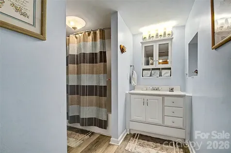 76 Winsome Trail Hendersonville NC 28739
