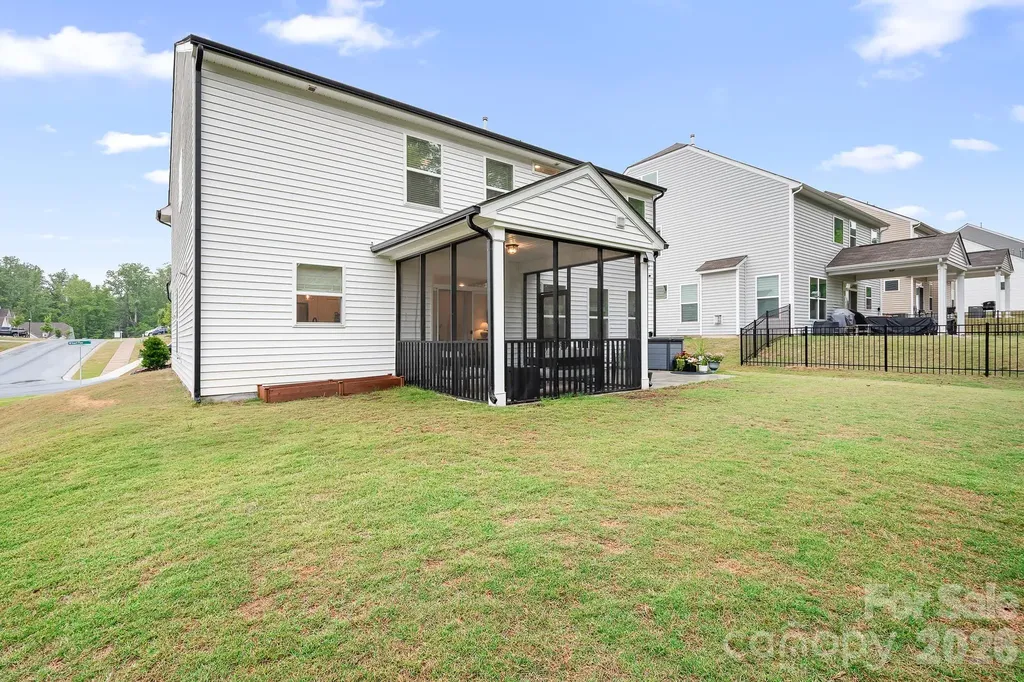 122 W Heart Pine Lane Statesville NC 28677