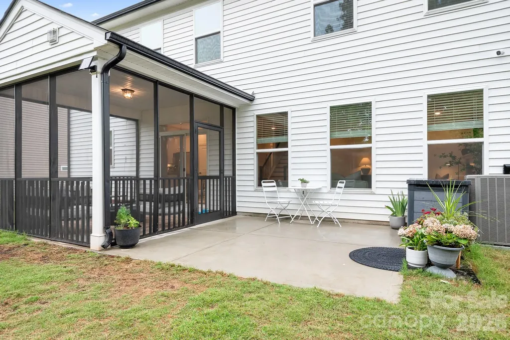122 W Heart Pine Lane Statesville NC 28677