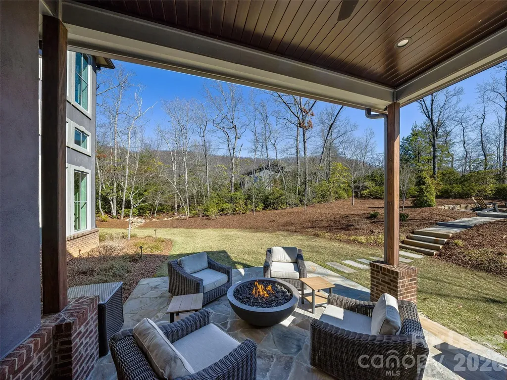 1905 White Tree Trail Arden NC 28704