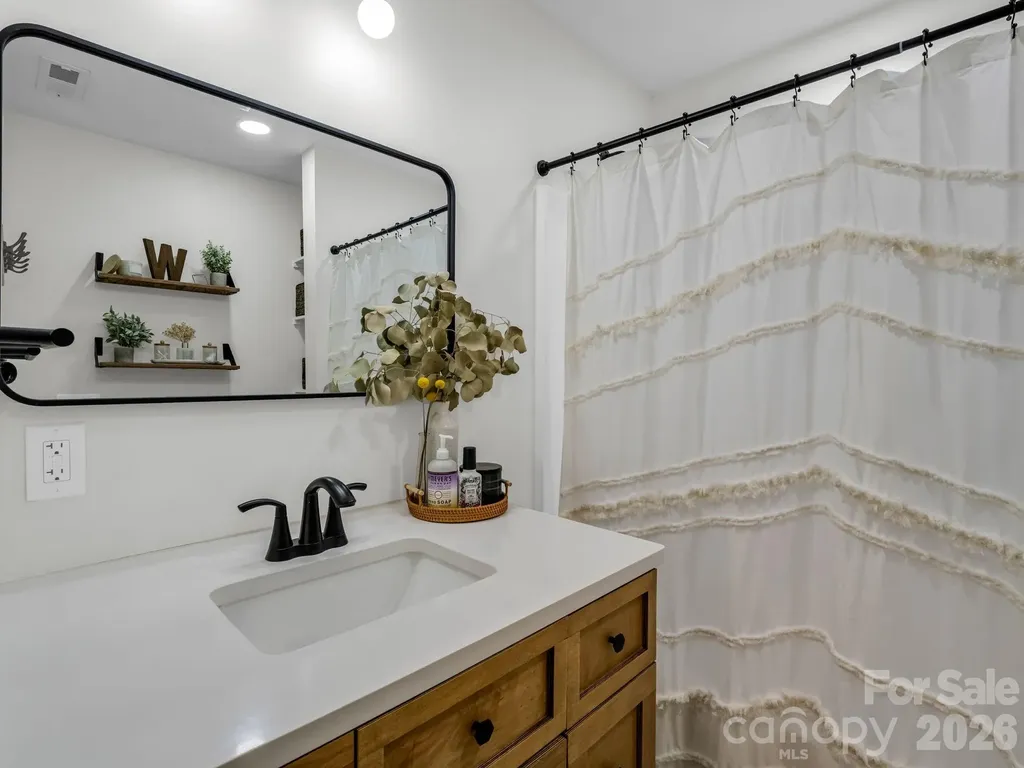 14 Penelope Street Black Mountain NC 28711