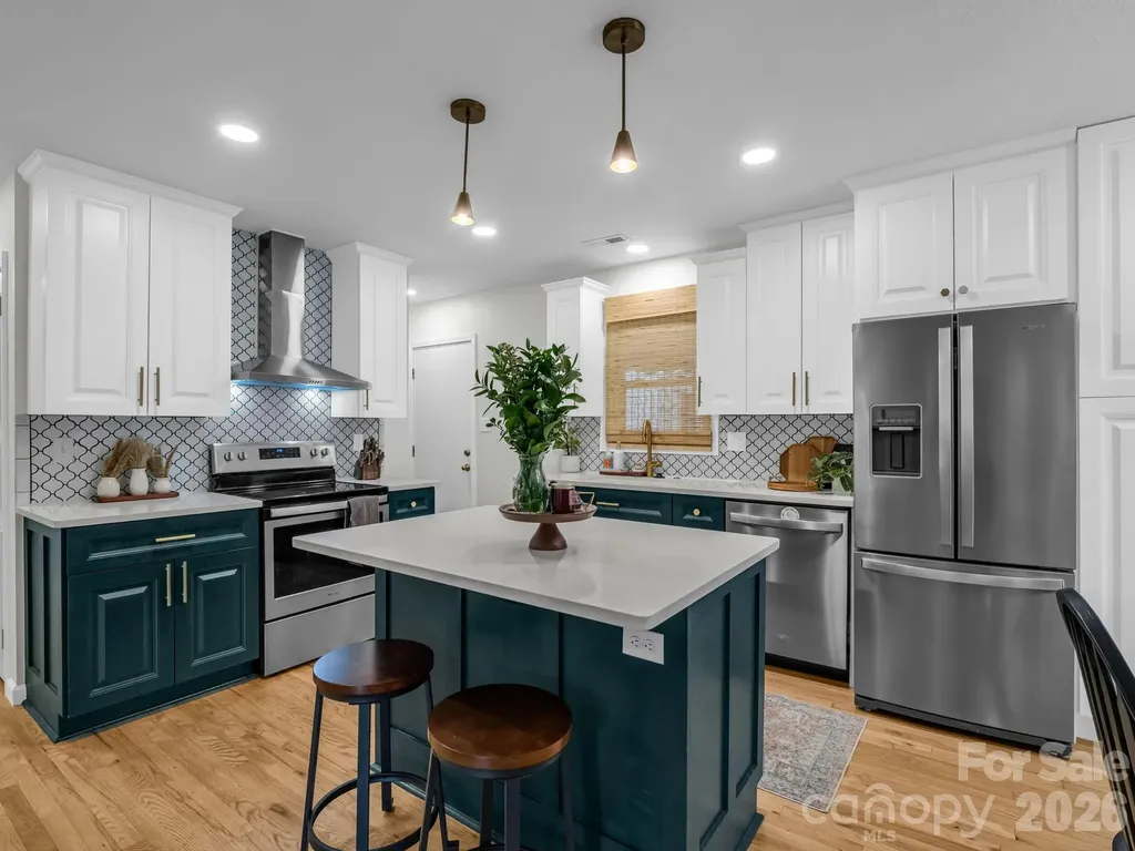 14 Penelope Street Black Mountain NC 28711