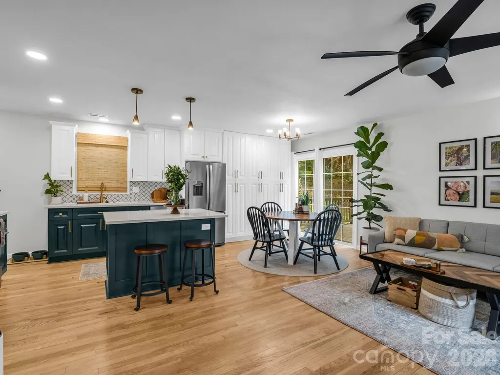 14 Penelope Street Black Mountain NC 28711
