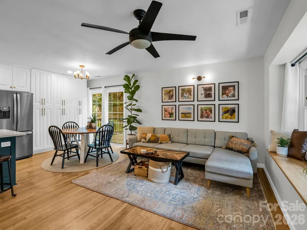 14 Penelope Street Black Mountain NC 28711