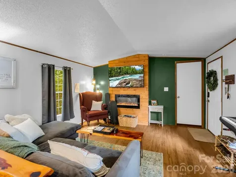 14 Penelope Street Black Mountain NC 28711