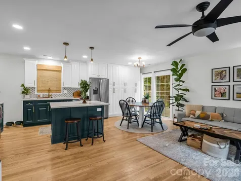 14 Penelope Street Black Mountain NC 28711
