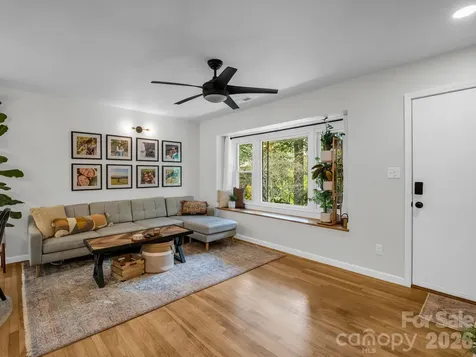 14 Penelope Street Black Mountain NC 28711