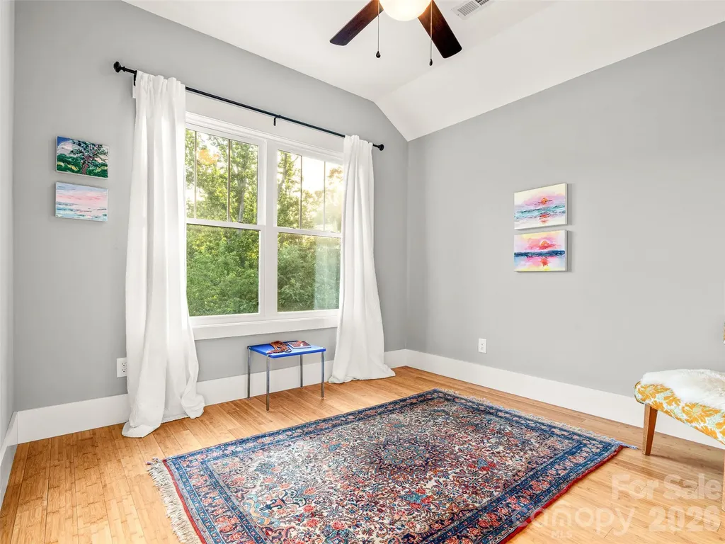 60 Mardell Circle Asheville NC 28806