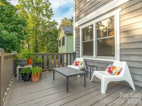 60 Mardell Circle Asheville NC 28806
