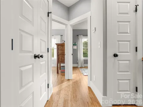 60 Mardell Circle Asheville NC 28806