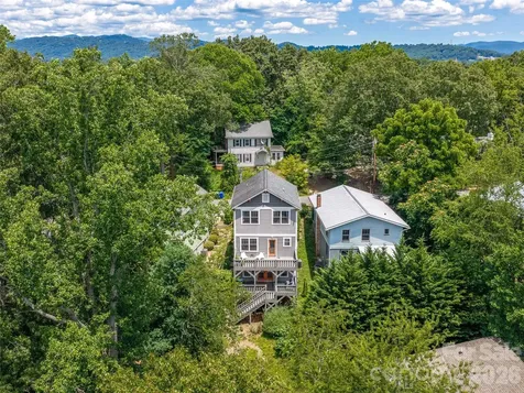 60 Mardell Circle Asheville NC 28806