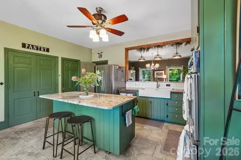 138 Woods End Road Rutherfordton NC 28139