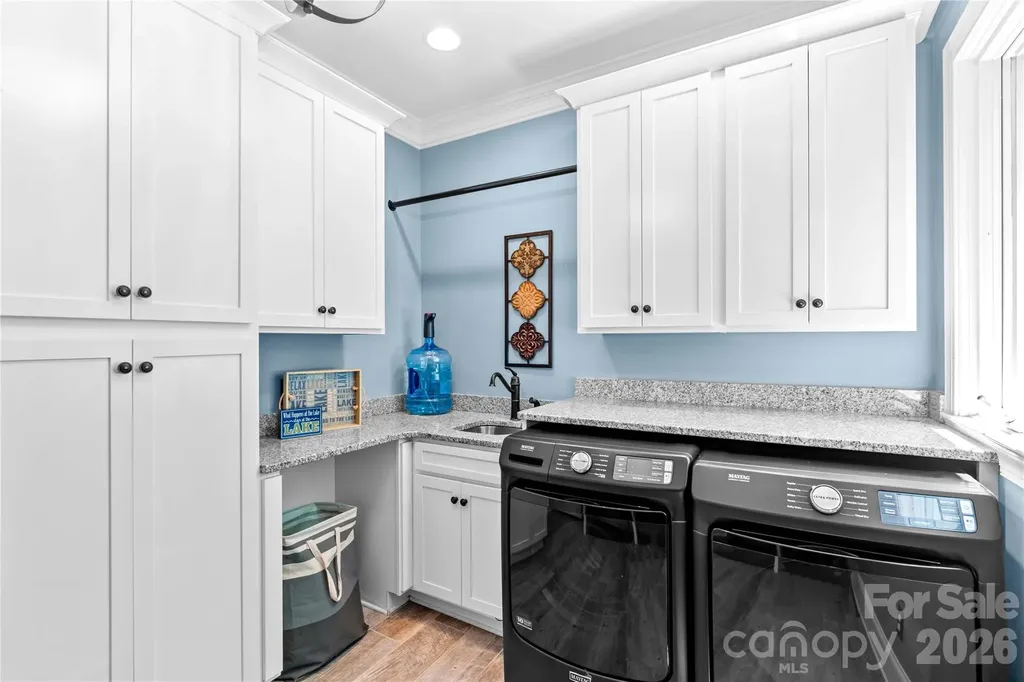 155 Lynn Cove Lane Mooresville NC 28117