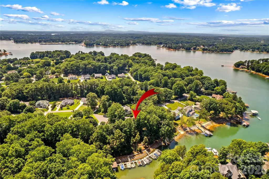 155 Lynn Cove Lane Mooresville NC 28117