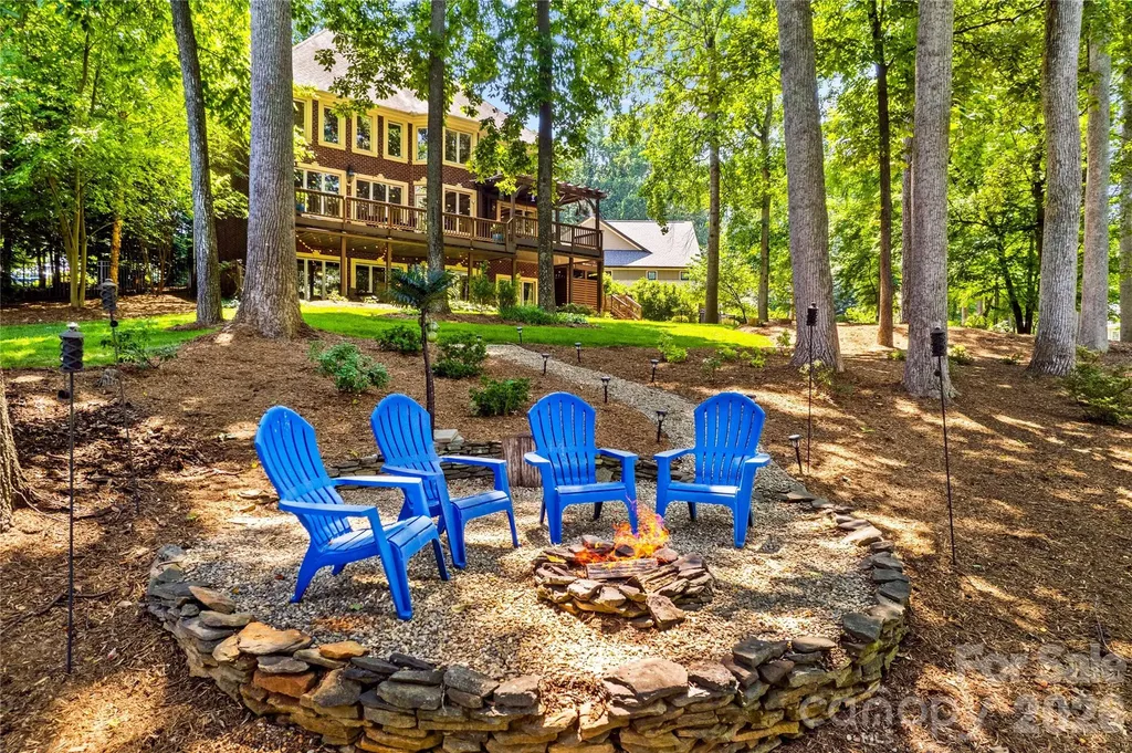 155 Lynn Cove Lane Mooresville NC 28117