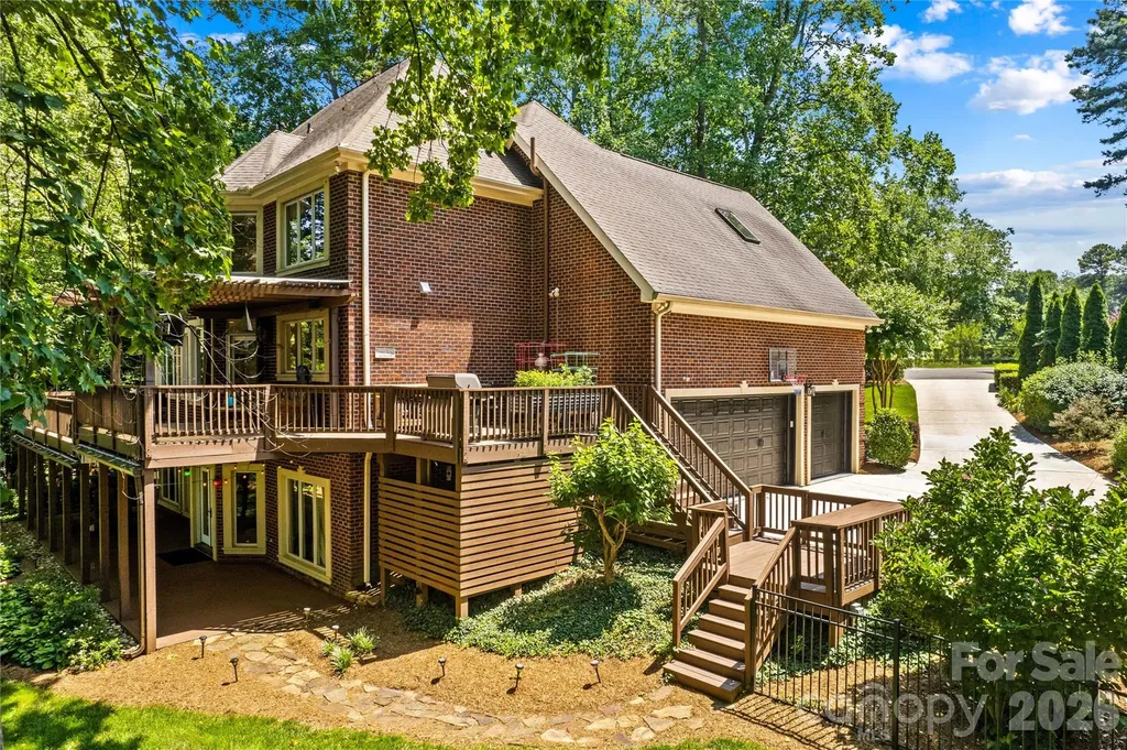 155 Lynn Cove Lane Mooresville NC 28117