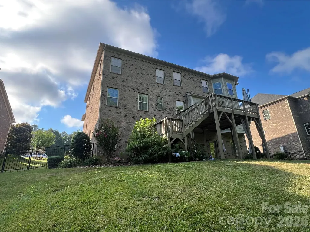 4016 Widgeon Way Waxhaw NC 28173