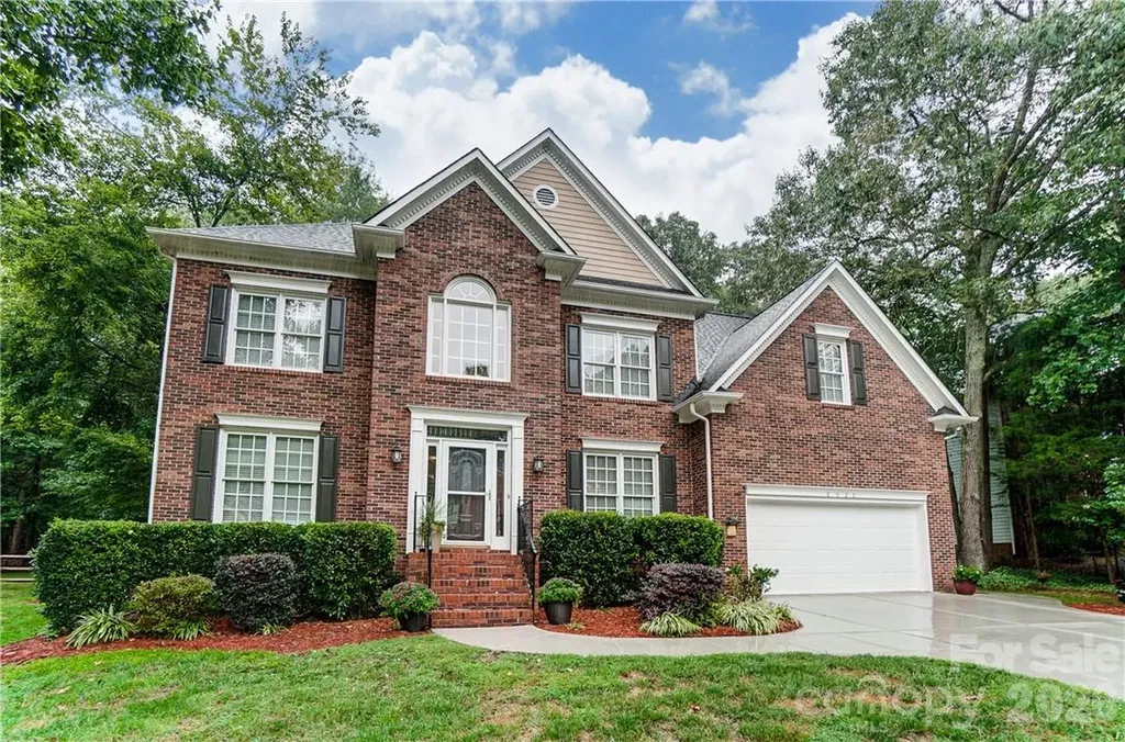 8920 Park Grove Street Huntersville NC 28078