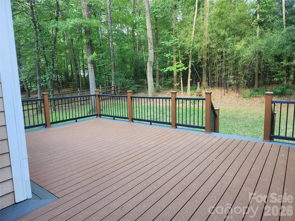8920 Park Grove Street Huntersville NC 28078