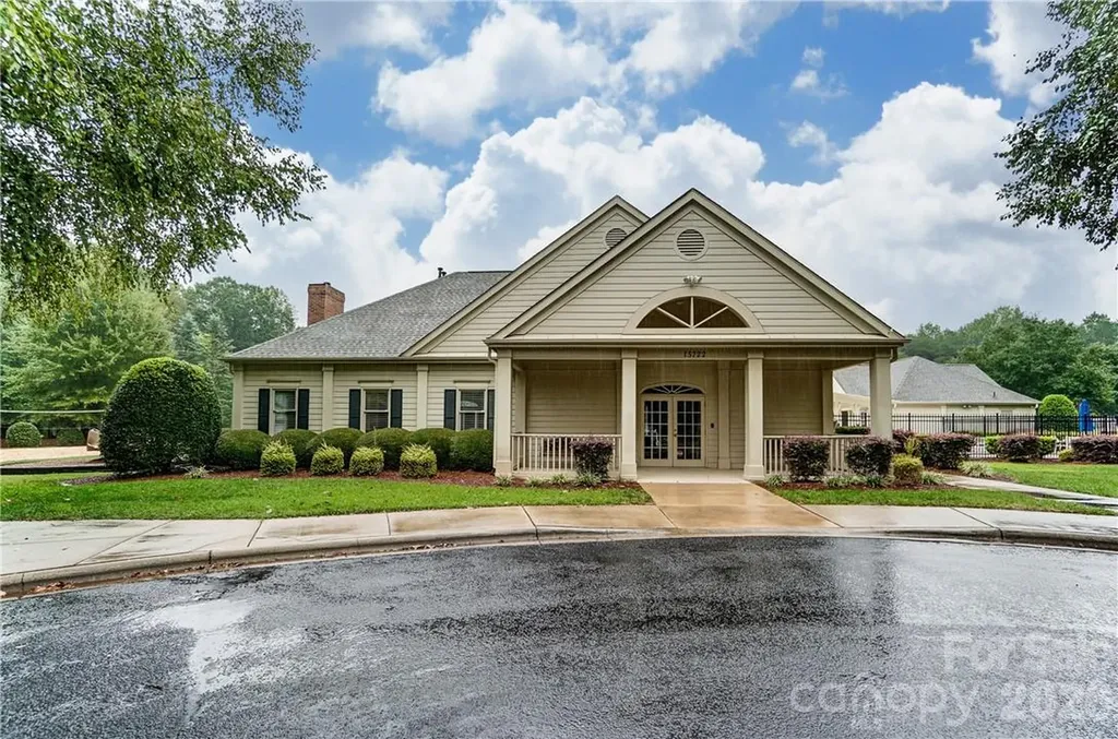 8920 Park Grove Street Huntersville NC 28078