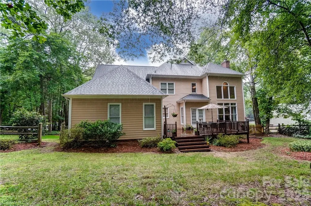 8920 Park Grove Street Huntersville NC 28078
