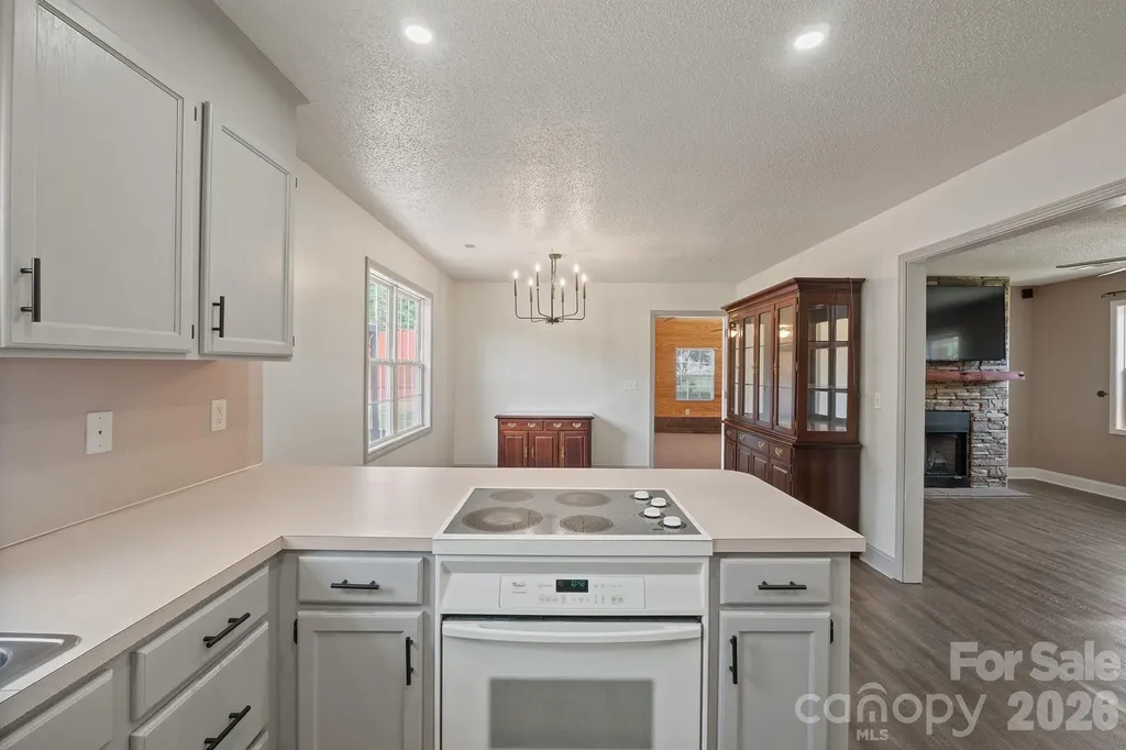 114 Glenwood Valley Drive Harmony NC 28634