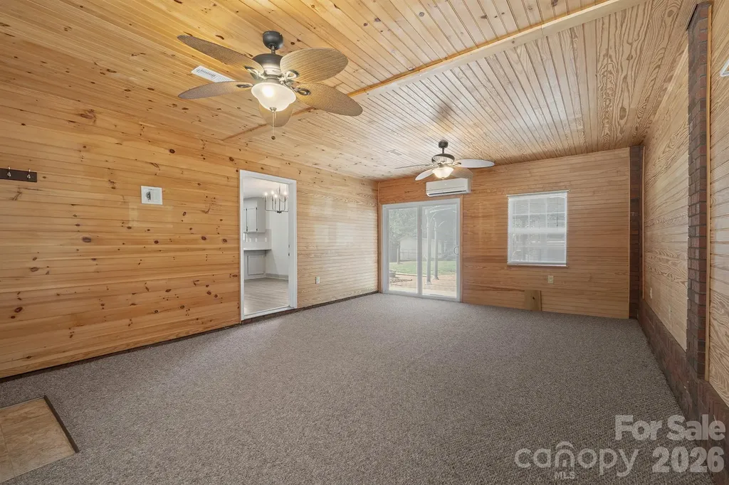 114 Glenwood Valley Drive Harmony NC 28634