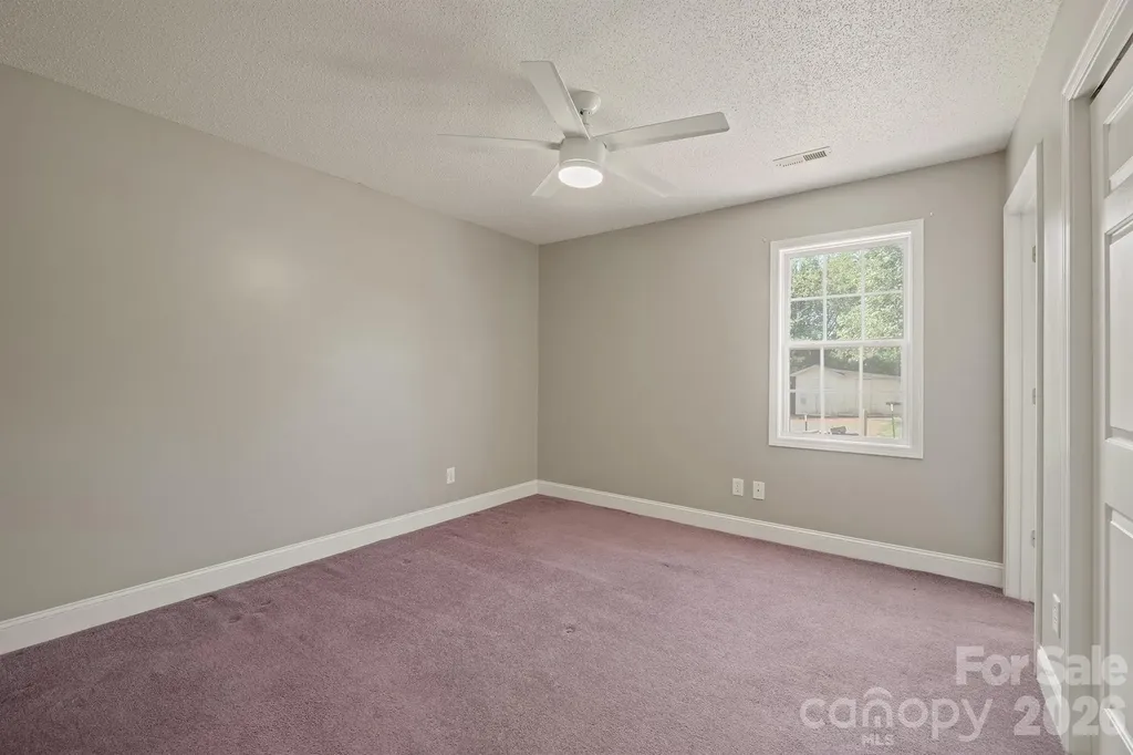 114 Glenwood Valley Drive Harmony NC 28634