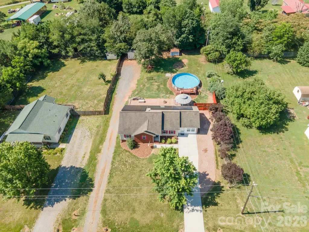 114 Glenwood Valley Drive Harmony NC 28634
