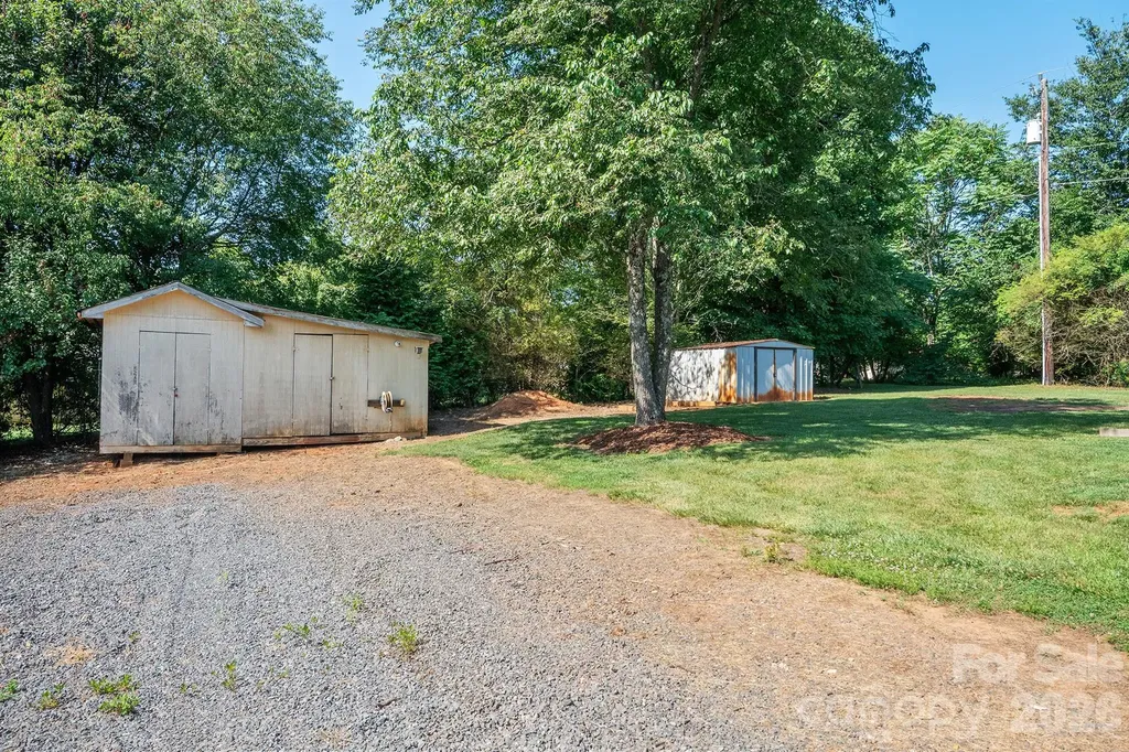 114 Glenwood Valley Drive Harmony NC 28634