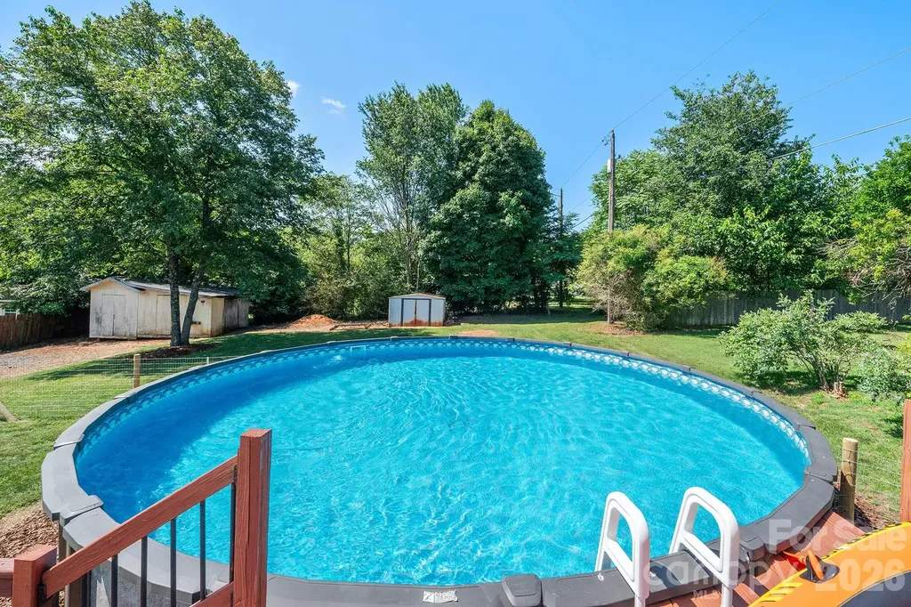 114 Glenwood Valley Drive Harmony NC 28634