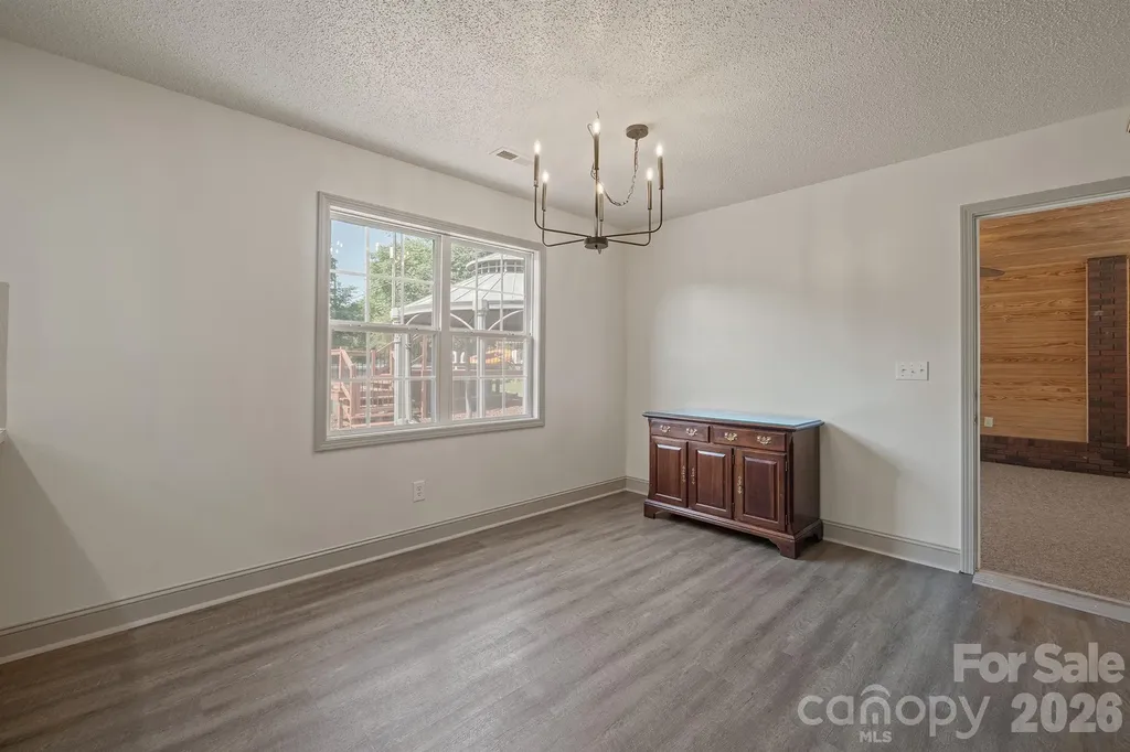 114 Glenwood Valley Drive Harmony NC 28634