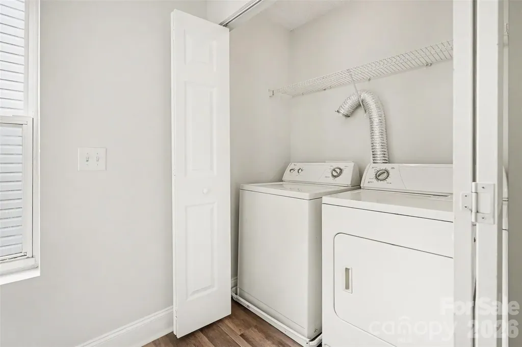 6010 Raisin Tree Lane Charlotte NC 28215