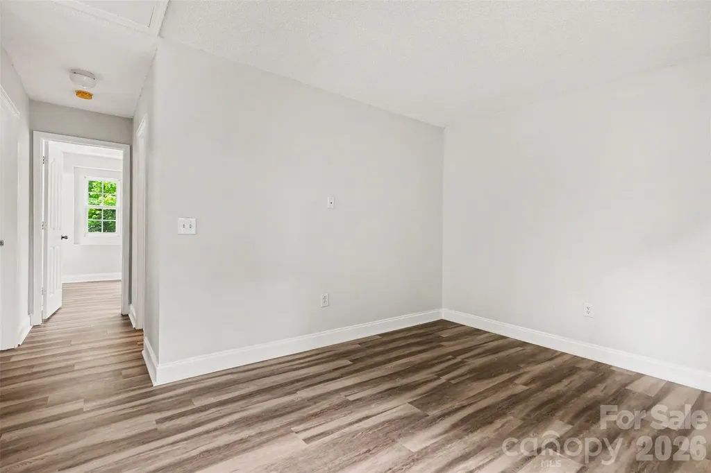 6010 Raisin Tree Lane Charlotte NC 28215