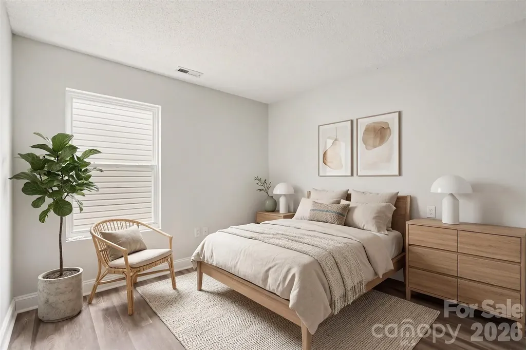 6010 Raisin Tree Lane Charlotte NC 28215