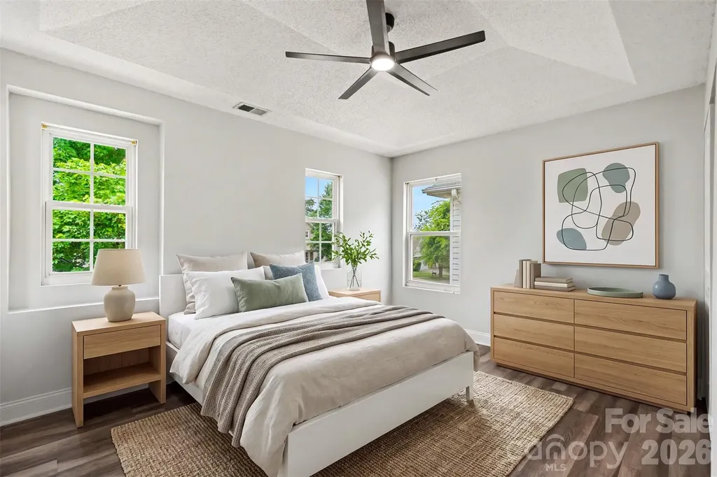 6010 Raisin Tree Lane Charlotte NC 28215