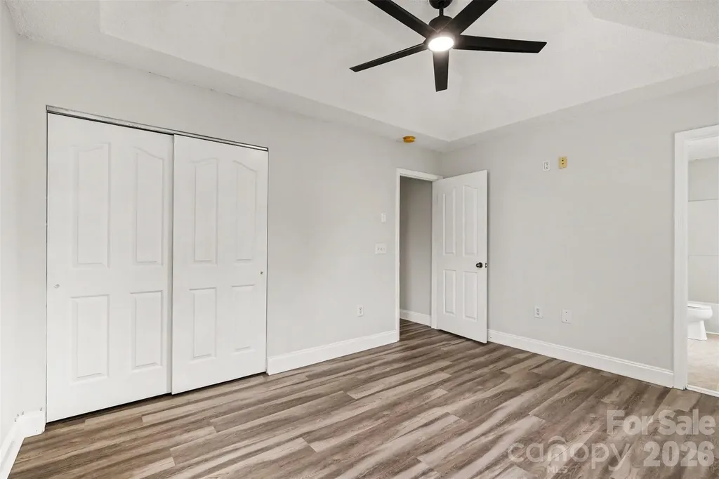6010 Raisin Tree Lane Charlotte NC 28215