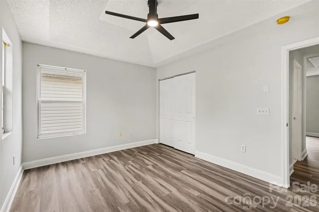 6010 Raisin Tree Lane Charlotte NC 28215