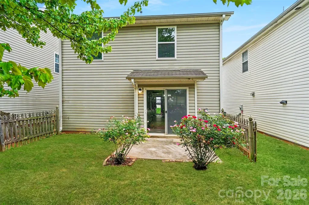 6010 Raisin Tree Lane Charlotte NC 28215