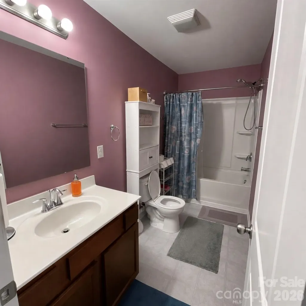 11213 Deer Stand Court Charlotte NC 28214