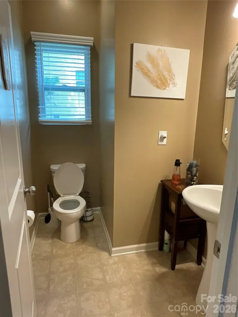 11213 Deer Stand Court Charlotte NC 28214