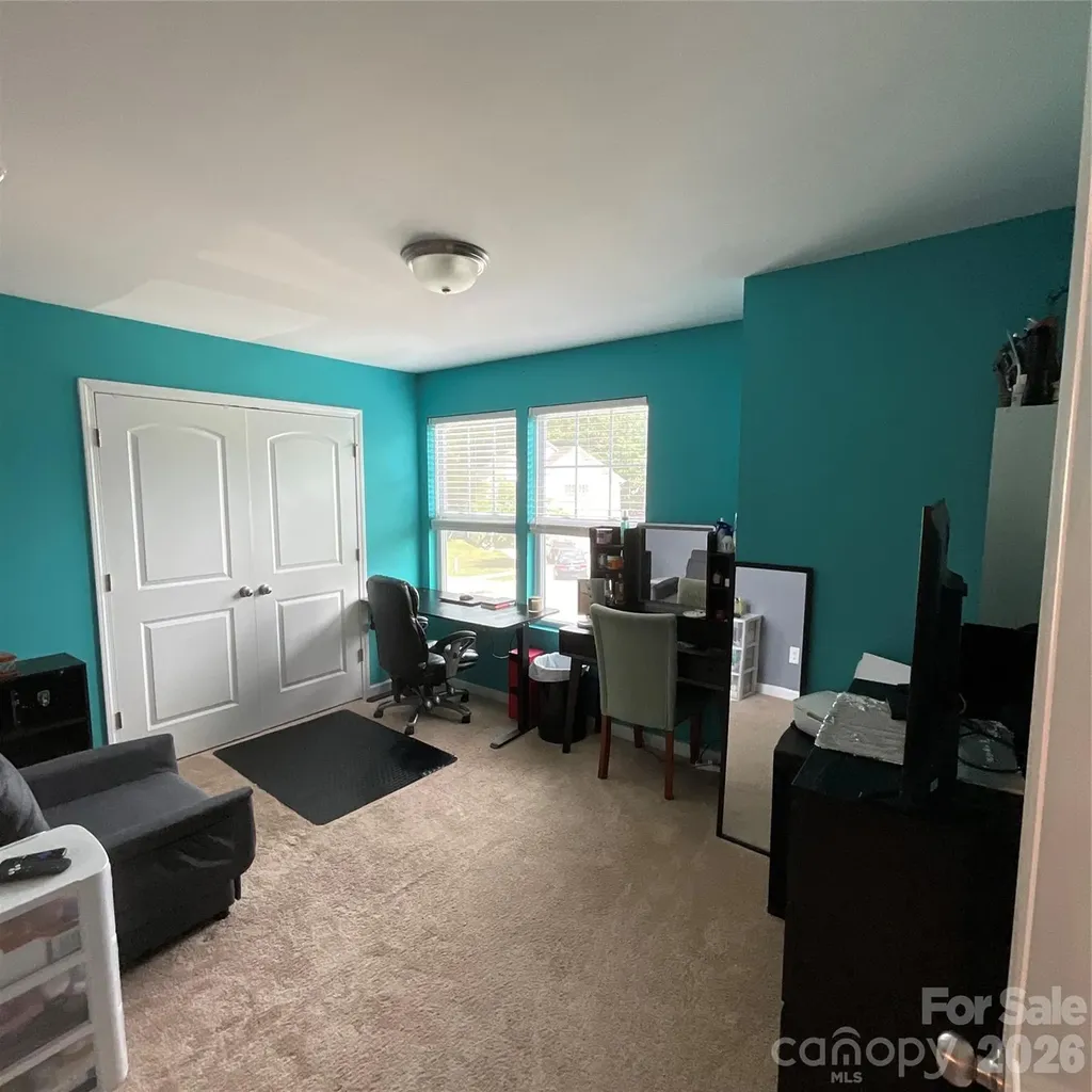 11213 Deer Stand Court Charlotte NC 28214