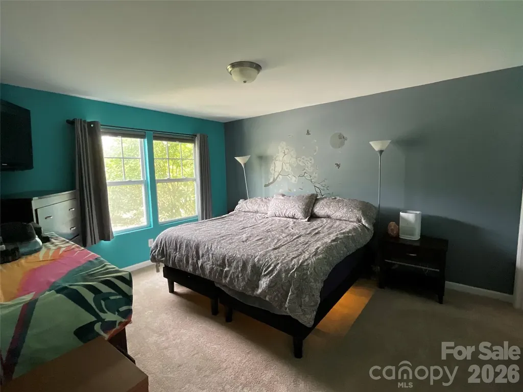 11213 Deer Stand Court Charlotte NC 28214